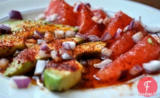 Salade d'Avocat et de Pamplemousse avec Vinaigrette Aji Panca