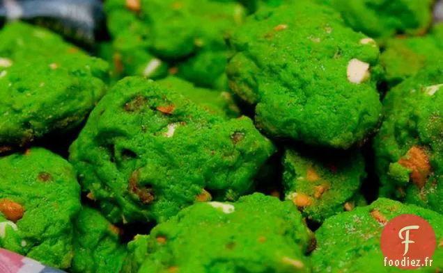 Biscuits Épicés au Chocolat Blanc Pandan aux Noix de Cajou