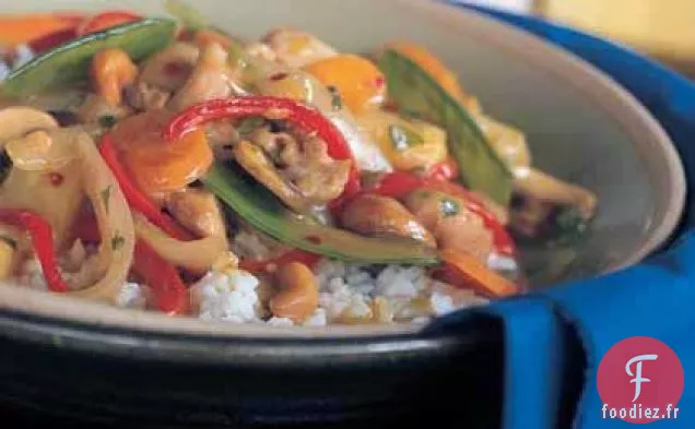 Sauté de Poulet et de Noix de Cajou