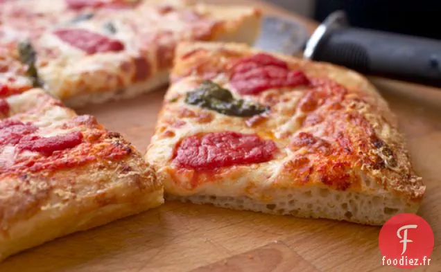 Pizza Carrée à la Sicilienne facile à Rouler et à Étirer à la maison