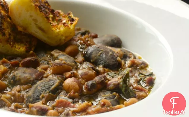 Restes des Fêtes: Ragoût de Jambon, de Haricots et de chou frisé