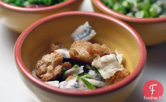Apéritif Aux Anchois Avec Chapelure Et Oignons Verts
