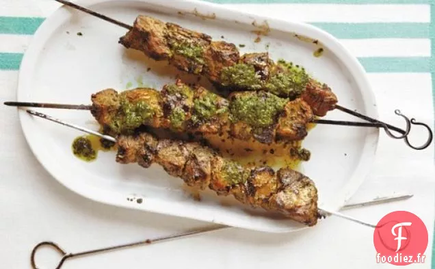 Brochettes de Chèvre à la Sauce aux Herbes Vinaigrées