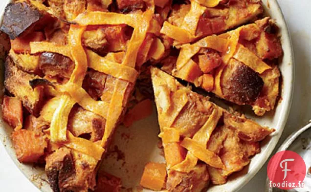 Pudding au Pain à la Tarte à la Citrouille avec Sauce Dure au Bourbon et aux Pacanes
