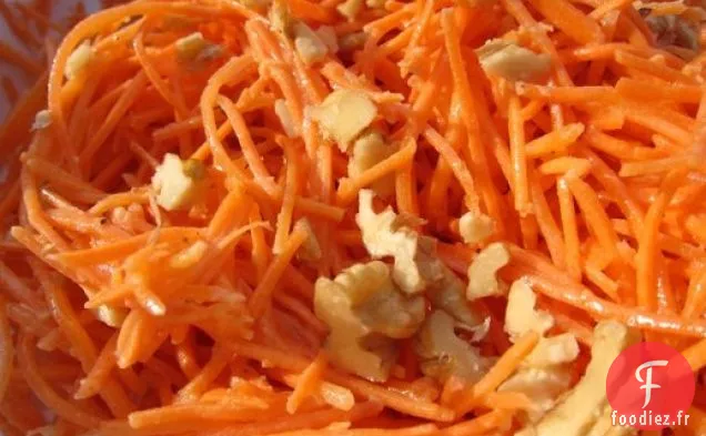 Français en un Éclair: Salade de Carottes Simple à la Moutarde et aux Noix