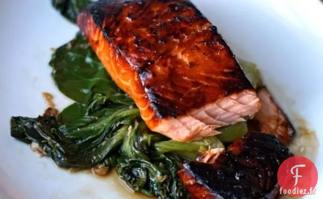 Dîner ce soir: Saumon Glacé au Miel et au Soja avec Bok Choy