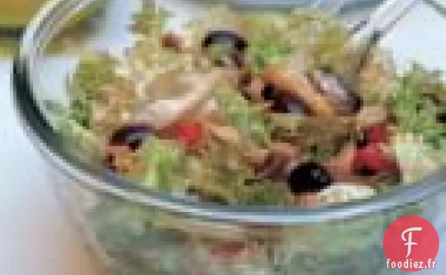Salade D'Escarole Avec Morue Salée, Anchois Et Olives