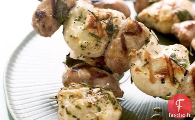 Brochettes de Poulet à la Sauge de Lorraine Wallace avec Saucisse Italienne Sucrée