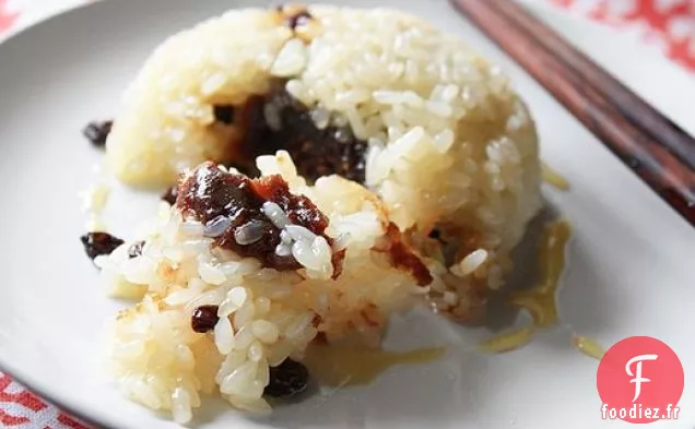 Riz Gluant avec Pâte de Haricots Rouges, Noix et Groseilles