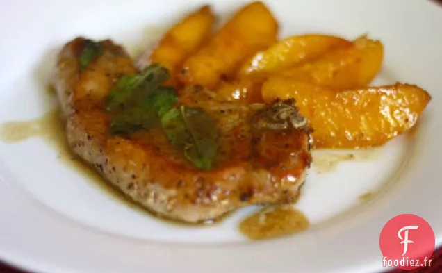 Côtelettes de Porc aux Pêches, au Bourbon et au Basilic