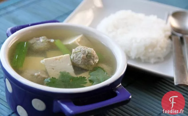 Soupe Thaï au Tofu et au Porc