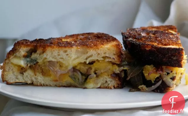 Sandwichs au Fromage Grillé à la Courge Spaghetti