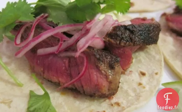 Filet de Bœuf et Tacos à l'Oignon Mariné