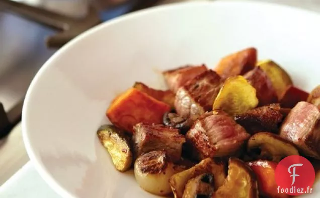 Sukiyaki dans une cuisine américaine de la cuisine américaine de 'Hiroko