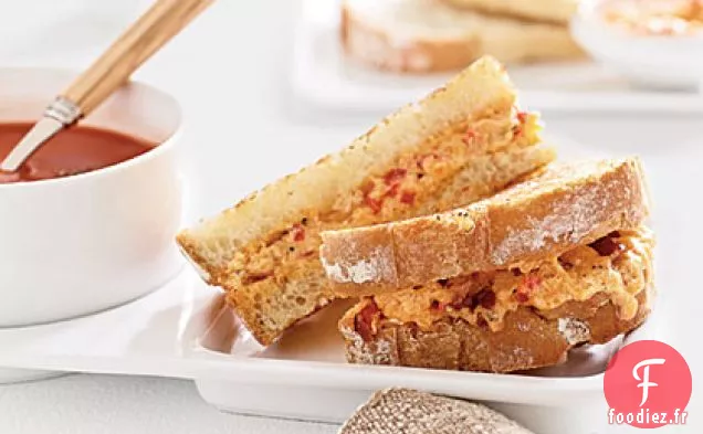 Pimiento grillé, Cheddar et Bacon au levain