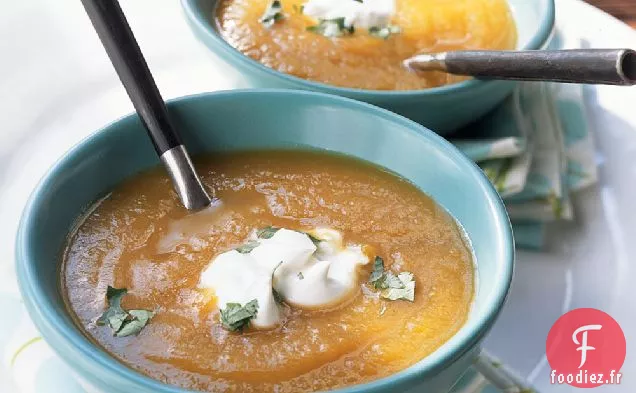 Soupe de Courge au Curry et aux Pommes