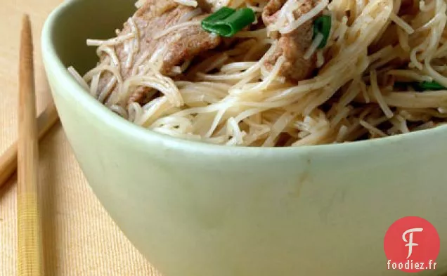 Porc aux Cinq Épices Lo Mein