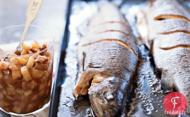 Truite Rôtie Entière au Chutney Asiatique aux Poires et Figues