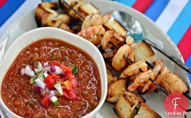 Gaspacho Aux Crevettes Au Paprika Grillées Et Croûtons À L'Ail