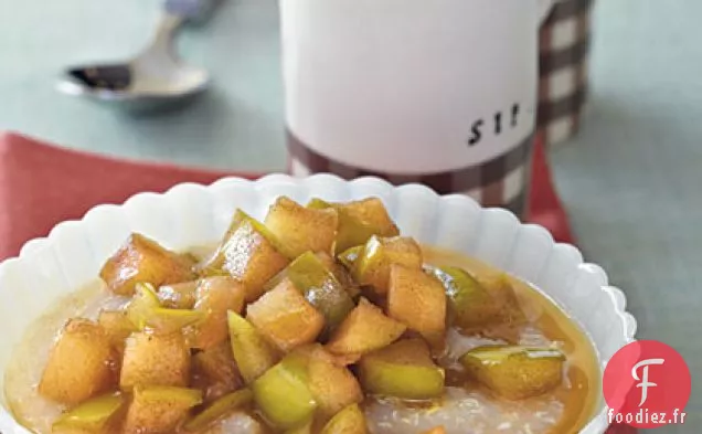 Céréales Chaudes au Quinoa avec Pommes au Sirop d'Érable