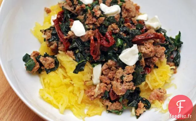 Courge Spaghetti avec Saucisse, Chou Frisé et Tomates séchées au soleil