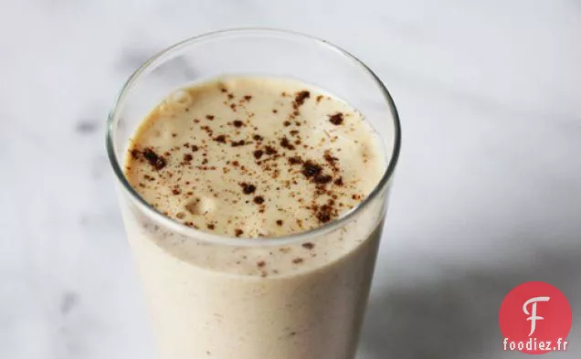 Smoothie aux dattes, au Tahini et à la Cardamome