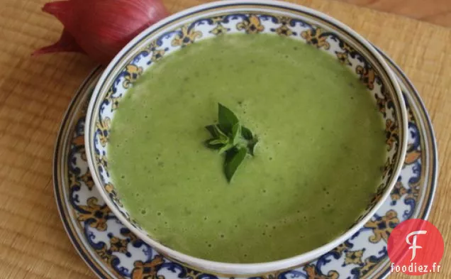Soupe aux Pois à l'Échalote, au Citron et au Parmesan