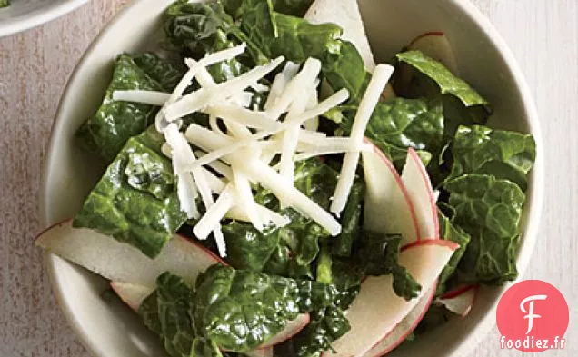 Salade de Chou Frisé aux Pommes et au Cheddar