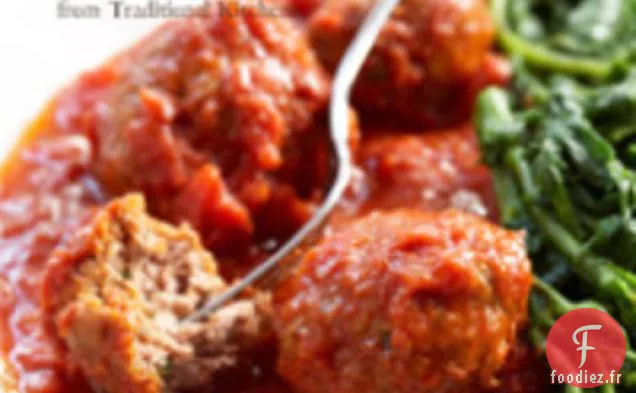 Cuisiner le Livre: Canapés à la Saucisse