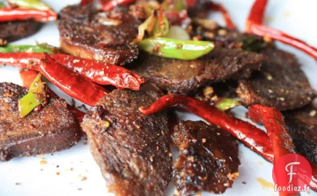 Langue Très Croustillante avec Pâte de Haricots Chili et Grains de Poivre du Sichuan