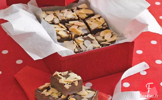 Carrés de Fudge Au Chocolat Et aux Amandes