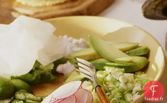 Posole avec Garnitures