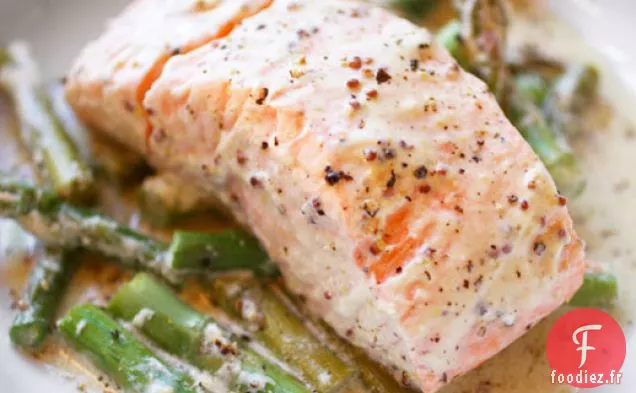 Saumon Moutarde dans un paquet d'asperges
