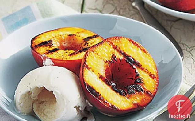 Nectarines Glacées au Miel Grillées