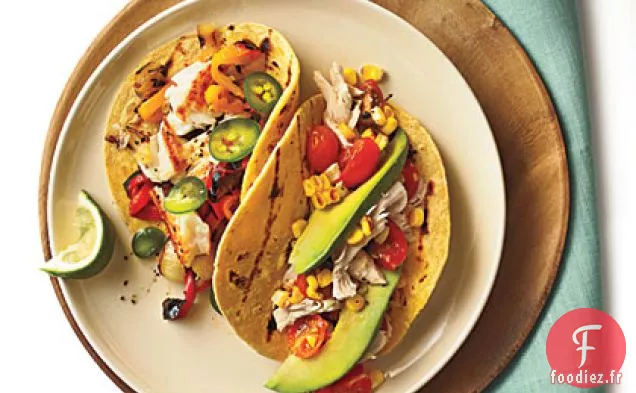Tacos de Poulet Râpés aux Tomates et Maïs Grillé