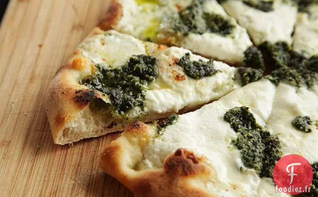 Pizza au Pesto, Ricotta et Mozzarella