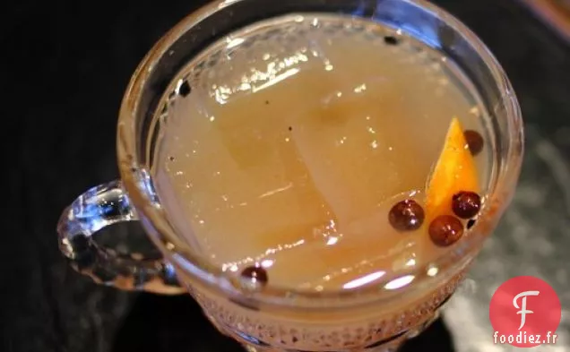 Punch au Clou de Girofle Grillé