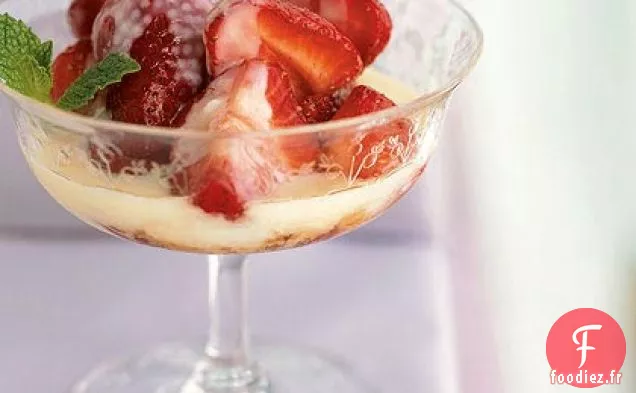 Crème Anglaise aux Fraises à Sucre Brun