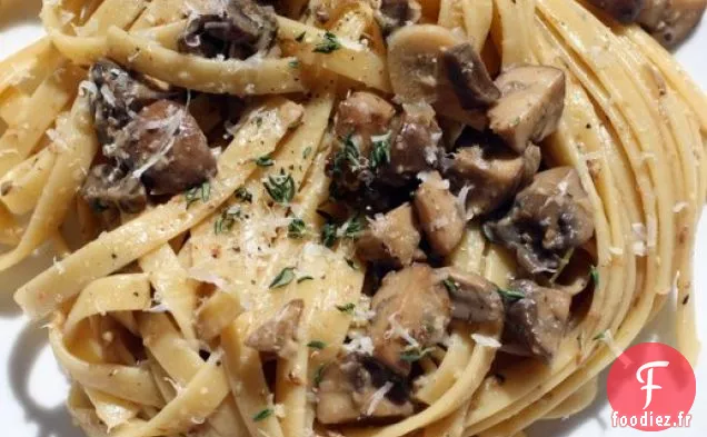 Français en un éclair: Fettuccine Crémeuse aux Champignons