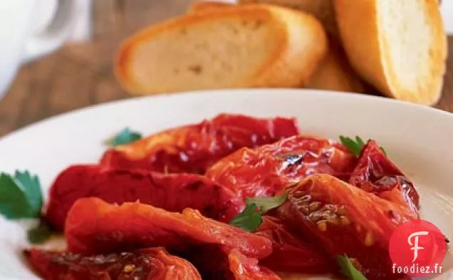 Fromage de Chèvre, Ail Rôti et Croûtes de Tomates