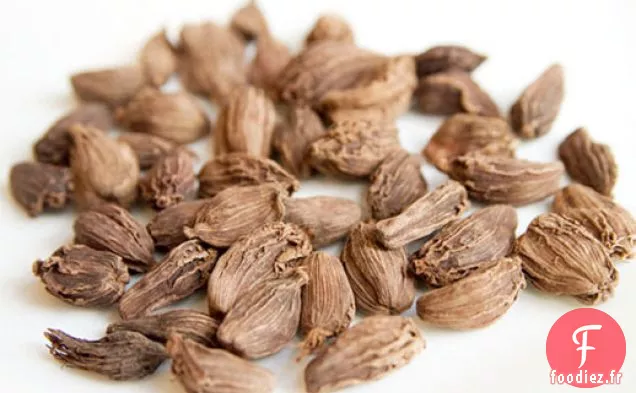 Glace à la Cardamome Noire et au Poivre Noir