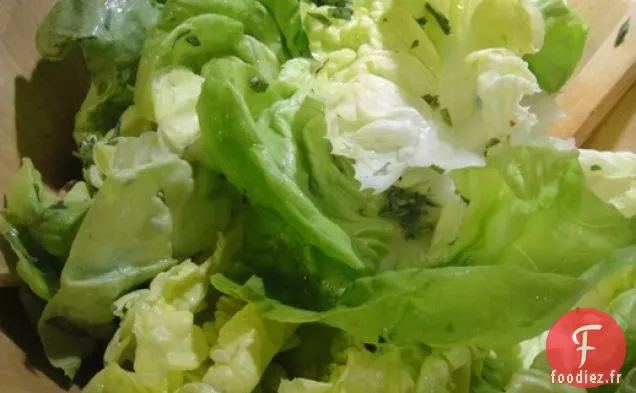 Salade de Laitue au Beurre à l'Estragon et Vinaigrette aux Agrumes et au Miel