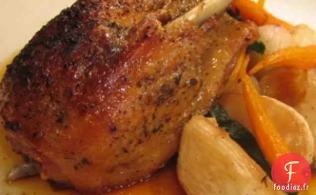 Canard Rôti Lent Aux Navets Et Carottes