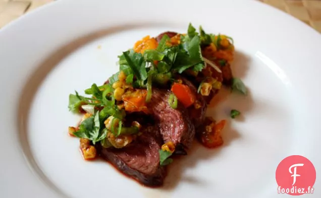 Dîner ce soir: Steak tranché avec Salsa de Maïs Rôtie