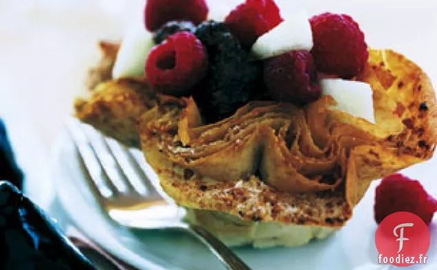 Tasses Phyllo avec Mousse au Chocolat et Fruits Frais