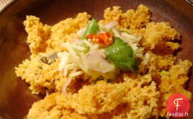 Salade Croustillante De Poisson-Chat Et De Mangue Verte