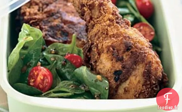 Poulet Frit au Babeurre avec Salade de Tomates aux Épinards