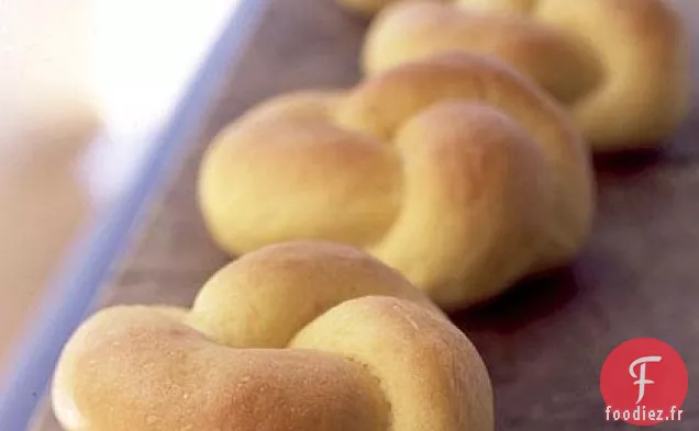 Rouleaux de Noeud de Patate Douce Beurrés