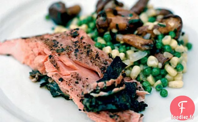 Saumon Rouge Grillé avec Fèves, Maïs Blanc et Soucoupe de Champignons sauvages