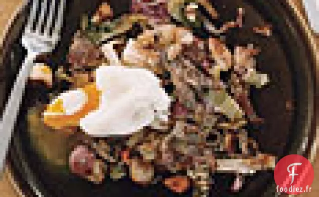 Hachis de Corned Beef aux Œufs Pochés